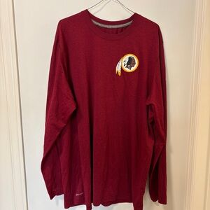 Nike NFL onfield apparel. Dri-fit. Men's size xl . Washington commander's shirt